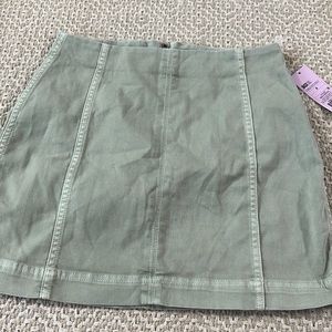 Sage green skirt size 8 NEW WITH TAGS